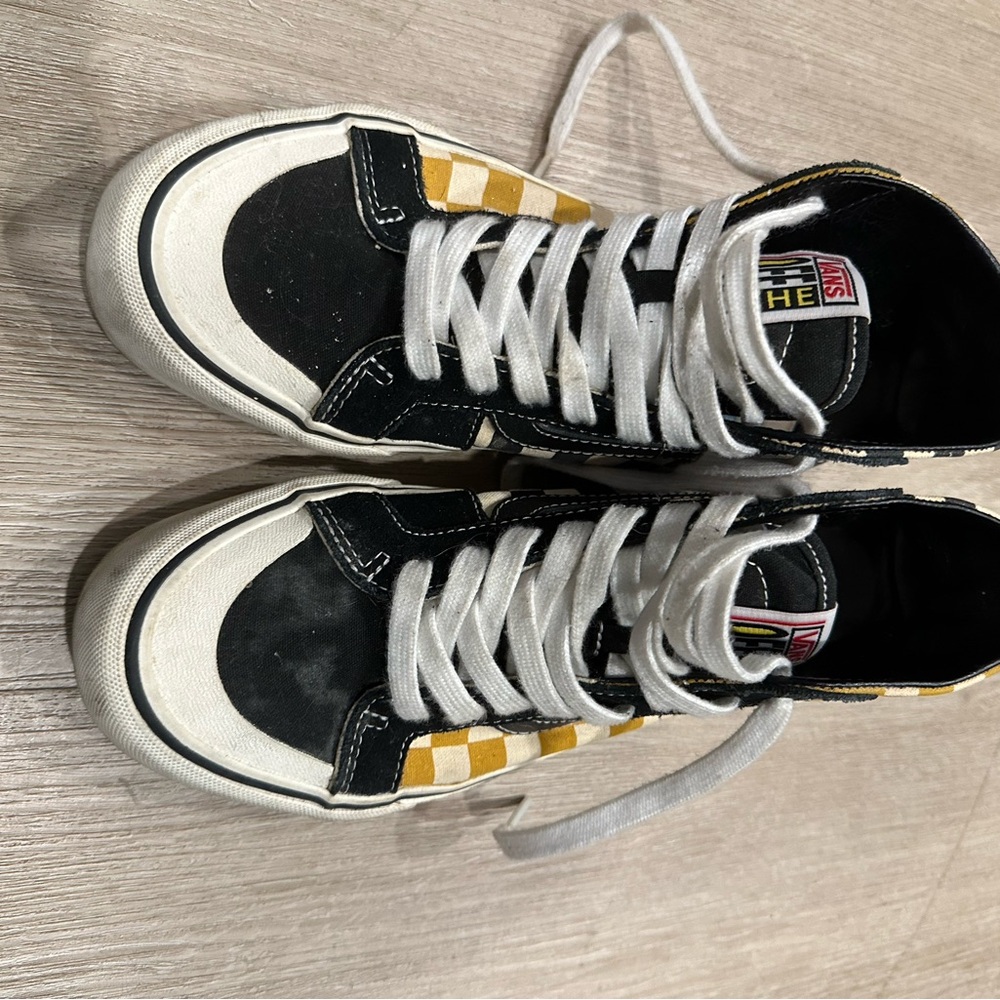 Vans Kids Sneakers in Black and Yellow Checkered Pattern